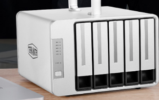 铁威马D5Thunderbolt3是一款5托架DAS适合创意人士